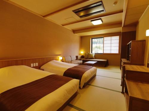 Comfort Twin Room with Extra Bed