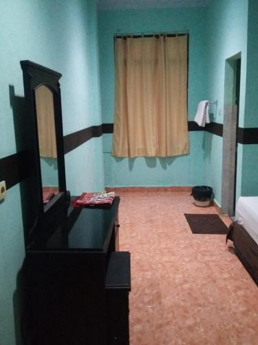 RedDoorz near Yuki Simpang Raya Mall Medan 2