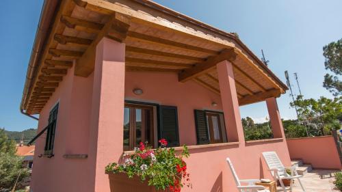 Appartamenti La Casina - Apartment - Porto Azzurro