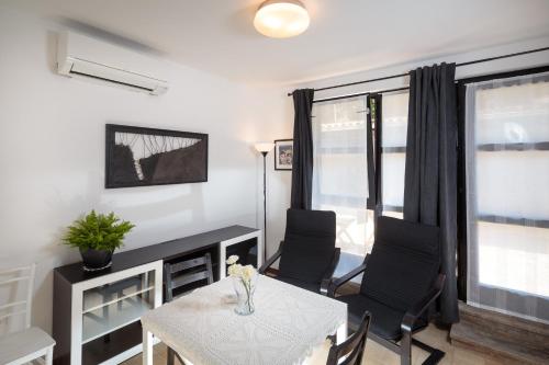 Apartments C52