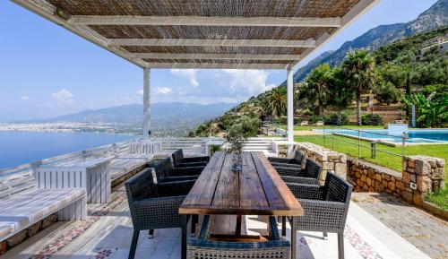 Landmark - ορόσημο (Landmark - οροσημο) in อาโน เวอร์กา