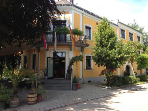Gasthof-Pension Weisz-Artner in Frauenkirchen, Österreich