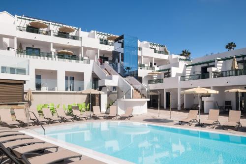 Apartamentos Villa Canaima - 수영장