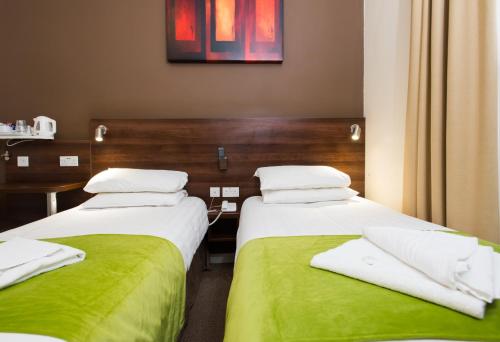Marble Arch Inn - image 3