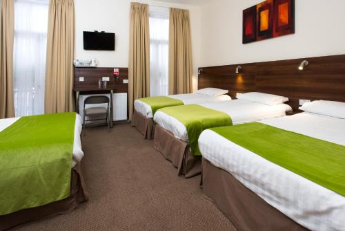 Marble Arch Inn