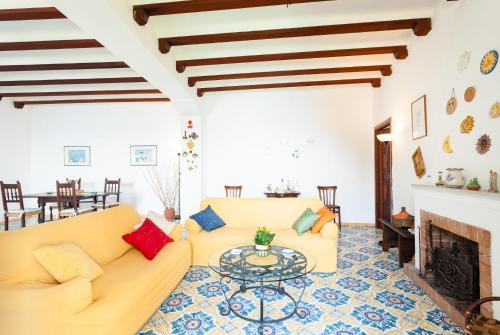 Two-Bedroom Holiday Home image 4