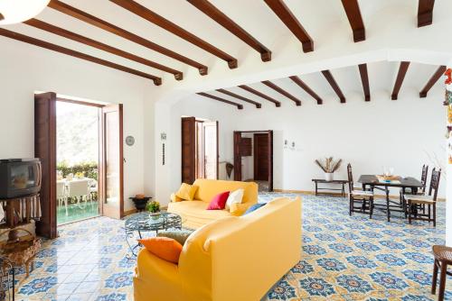Two-Bedroom Holiday Home image 3