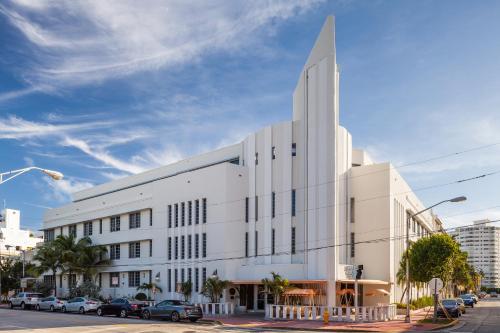 175776590 The Plymouth South Beach