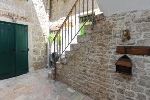 Apartments Salvezani - image 9