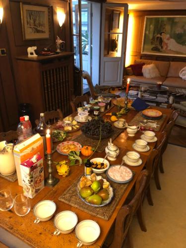 Food and beverages, Good4Yew BnB in Zürich