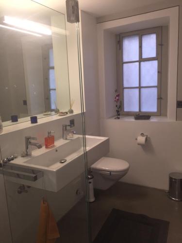 Good4Yew BnB – Zurich, CO
