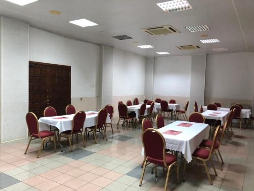 ห้องอาหาร, Maple Leaf Korean Hotel in เทซาโน