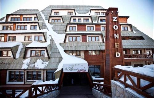 Apartment 111 at Zoned Apart Hotel & Spa - Apartman 111 u hotelu Zoned - image 14