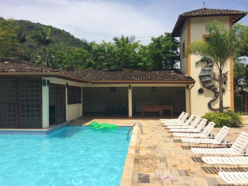 Recanto da Enseada - Condomínio Via Marina – khách sạn tại Praia da Enseada