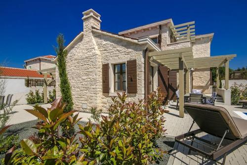 Luxury Stone Villa Zanelli - image 6