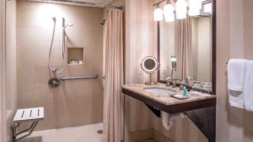 175868368 The Equinox Golf Resort & Spa