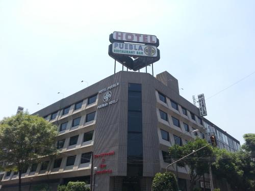 . Hotel Puebla