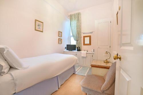 Virginia Lodge - image 4