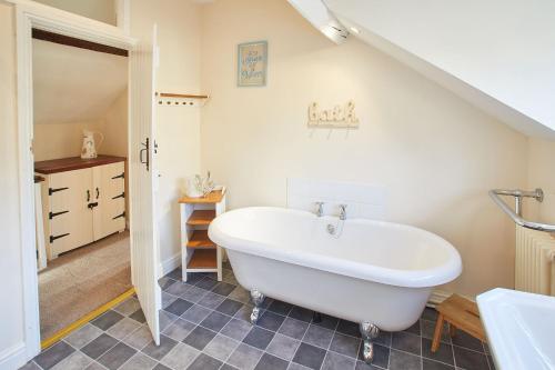 Host & Stay - Greengate Cottage