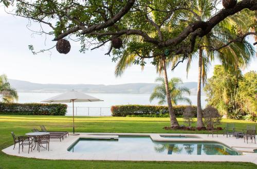 Peldbaseins, Casa Palomas Bed and Breakfast in San Juan Cosala