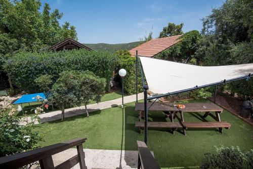 Kert, Noa'm Bagalil in Pki'in