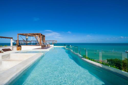 Exterior view of Spirit Holbox