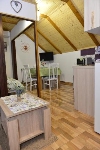 Iekārtas, Apartmani Miščević (Apartmani Miscevic) in Josipdol