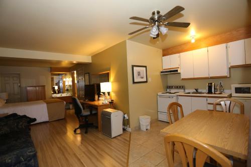 Double Room with Kitchenette