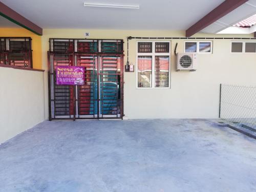 Lobby, Neesa Homestay Bukit Gambang(Muslim Friendly) in Gambang