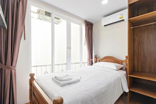 Royale 8 Ville Guest House, Bangkok