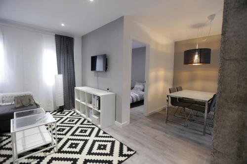 Brand new charming apartment next to the river, Sevilla (Foto 2)