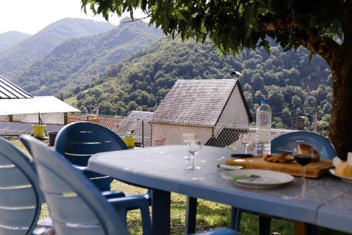 Maison du Coué Pyrénées Mourtis Gîte pour 2 à 12 pers