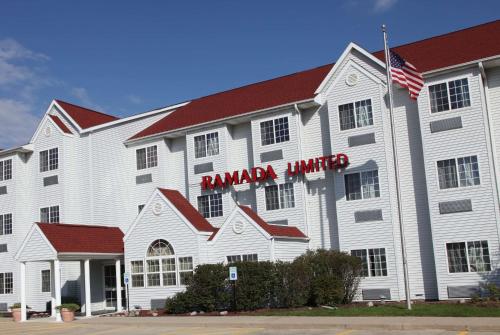 Ramada Limited and Suites Bloomington