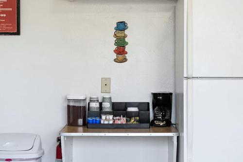 Top Rated Host - New Listing - Book NOW to SAVE! - image 10