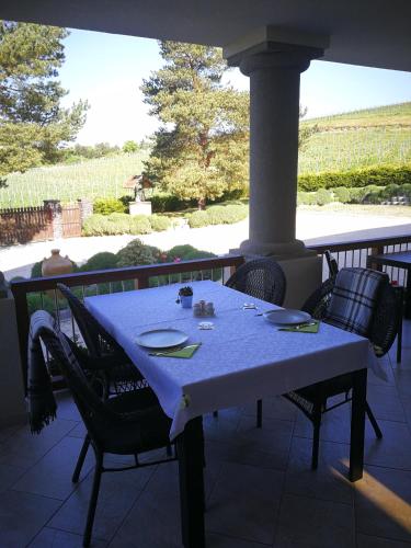 Balkons/terase, Villa Tolnay Vendégház (Villa Tolnay Vendeghaz) in Gyulakeszi