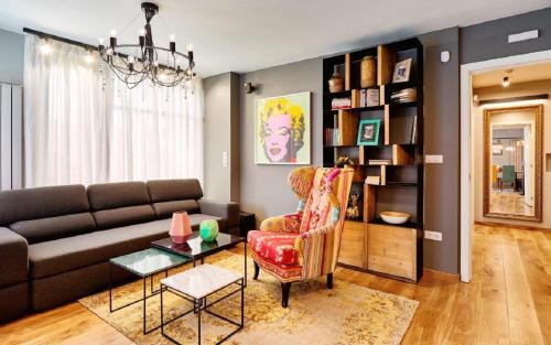 Stylish and High-end Designer Apartments in City Center, Sofia (photo 8)