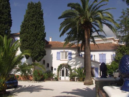 Hotel Villa Provencale - Hôtel - Cavalaire-sur-Mer