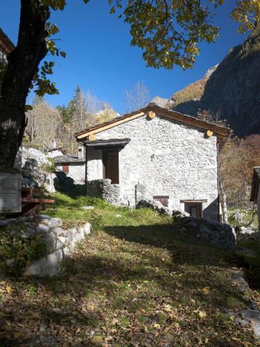 Accommodation in Val Masino