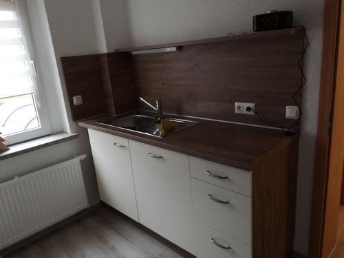 Afficher, Ferienwohnung Elias Klimatisiert in Mersebourg