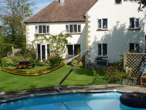 B&B Malmesbury - Maunditts House - Bed and Breakfast Malmesbury