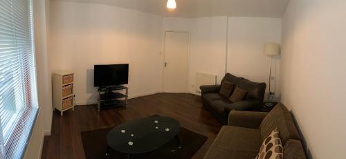 Aberdeen Serviced Apartments - Bloomfield - image 4