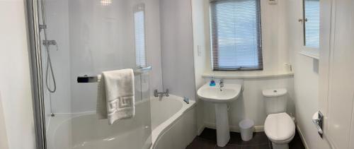Aberdeen Serviced Apartments - Bloomfield - image 9