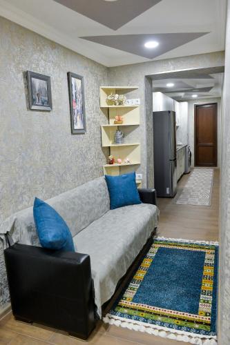 HOSTEL LOOK – Kutaisi, IN