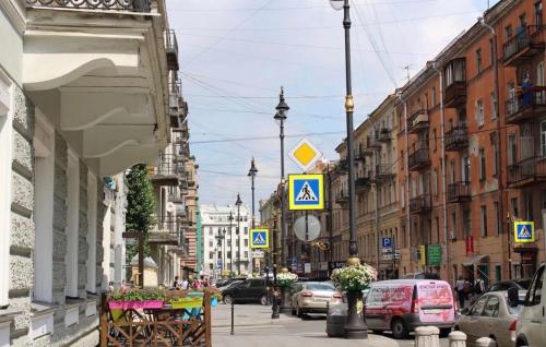 LUX 3 Bedrooms&2Bathrooms Apartment Nevsky 45