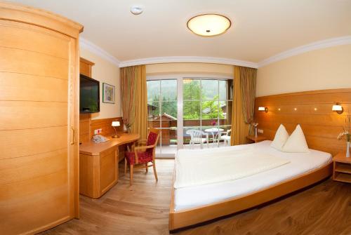1 twin bed