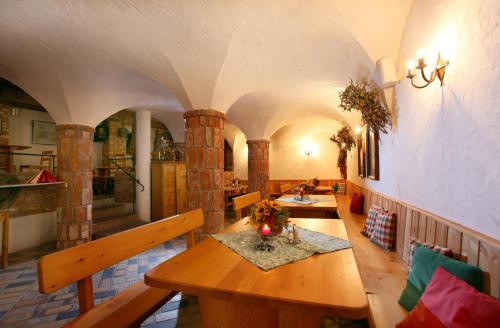 Hotel Alpenhof - image 8