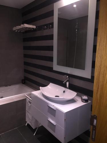 luxury apartment in Marina Casablanca, Casablanca (zdjęcie 10)