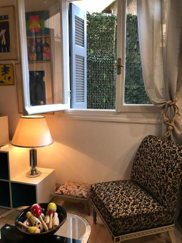  Artistic Designer Flat in Athen