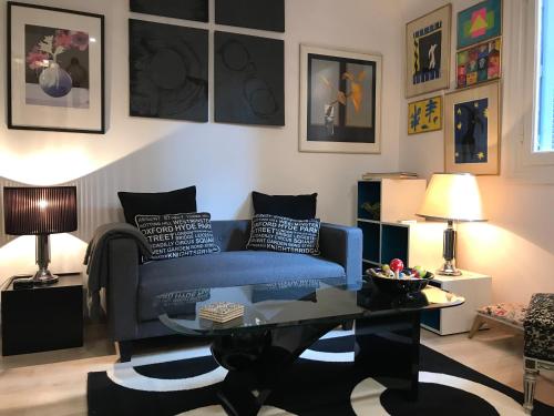  Artistic Designer Flat in Athen