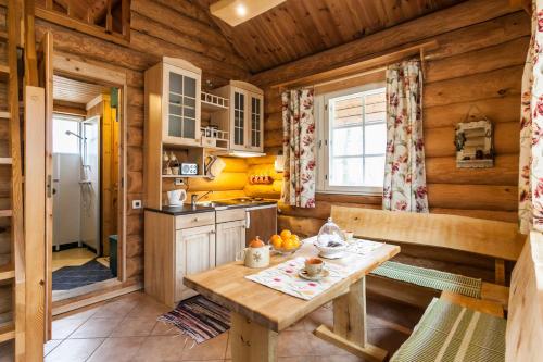 Kitchen, Koru Cottage in Laagri